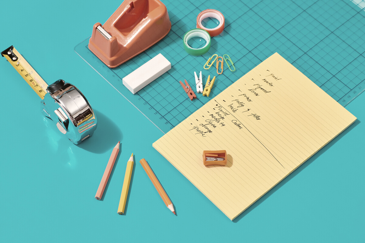 [URG] Inside a Creative Studio Composition of Stationery